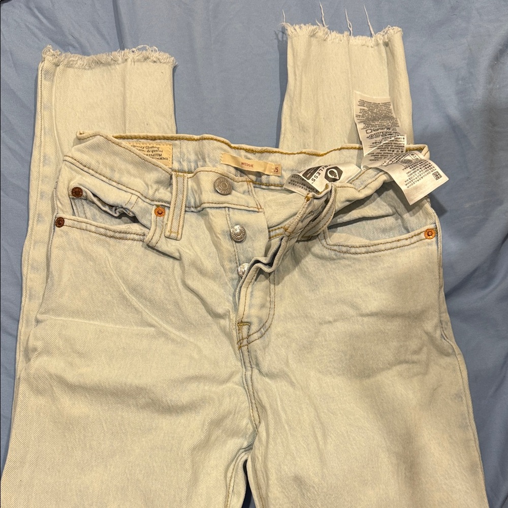 Levi light jeans
